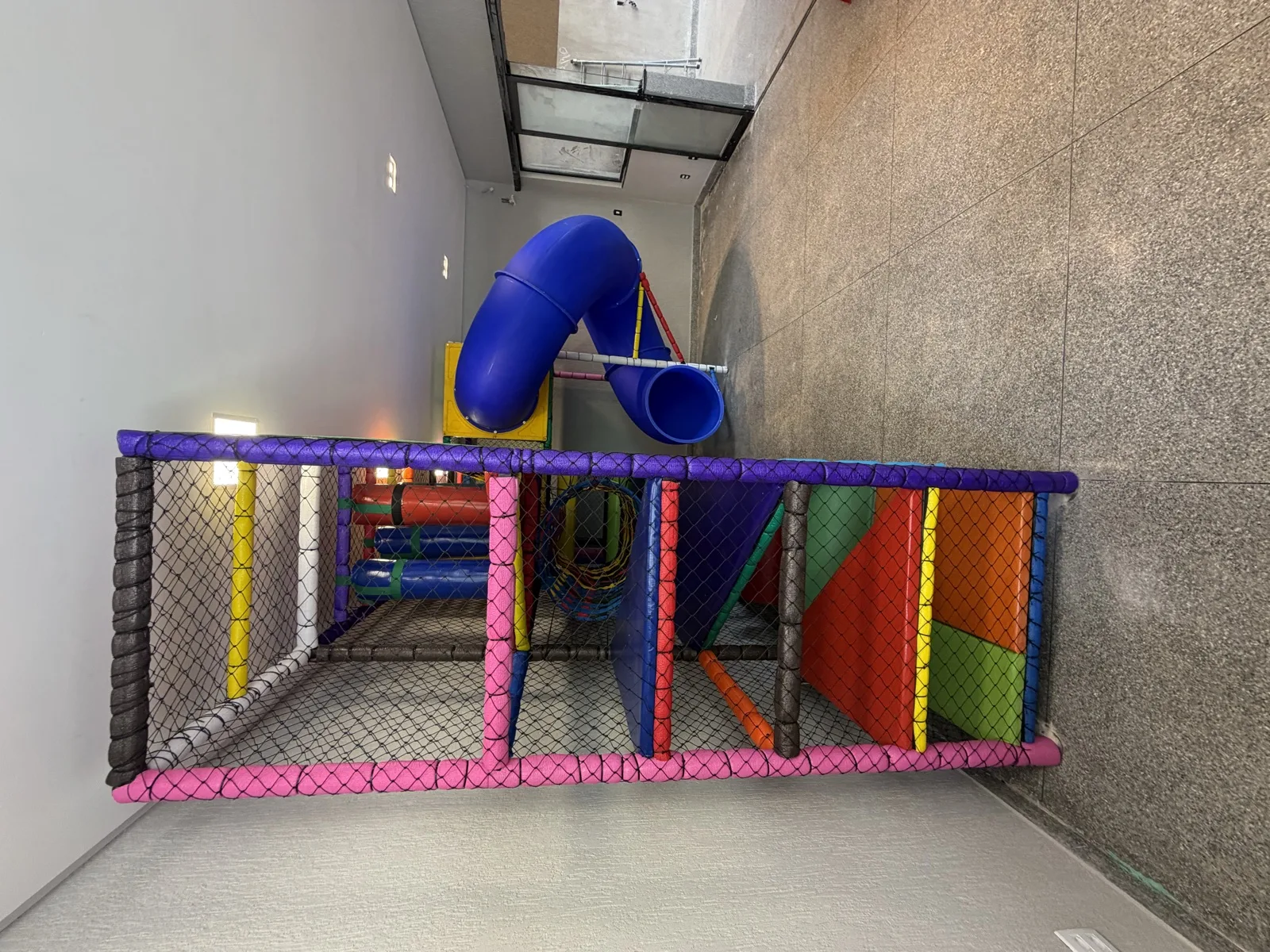 Estrutura de brinquedoteca